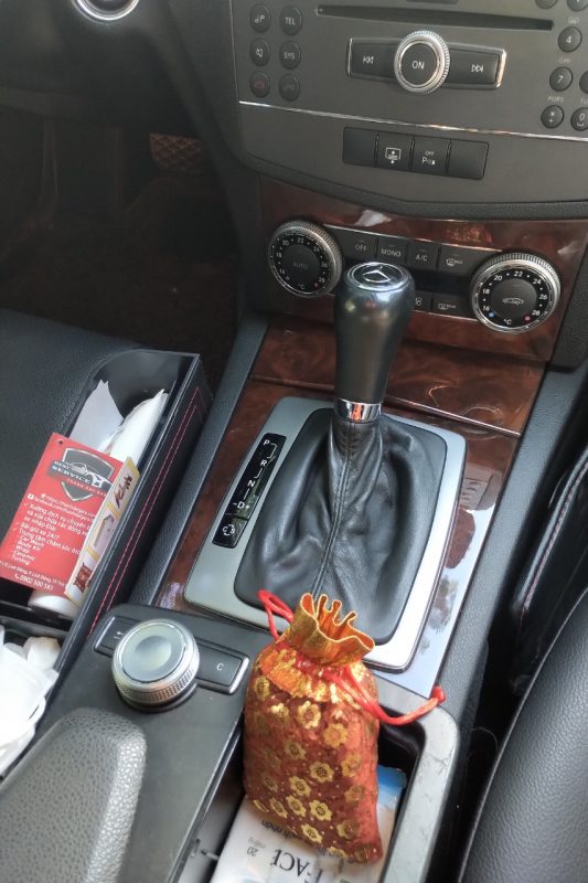 Xử lý mùi lại trên ô tô