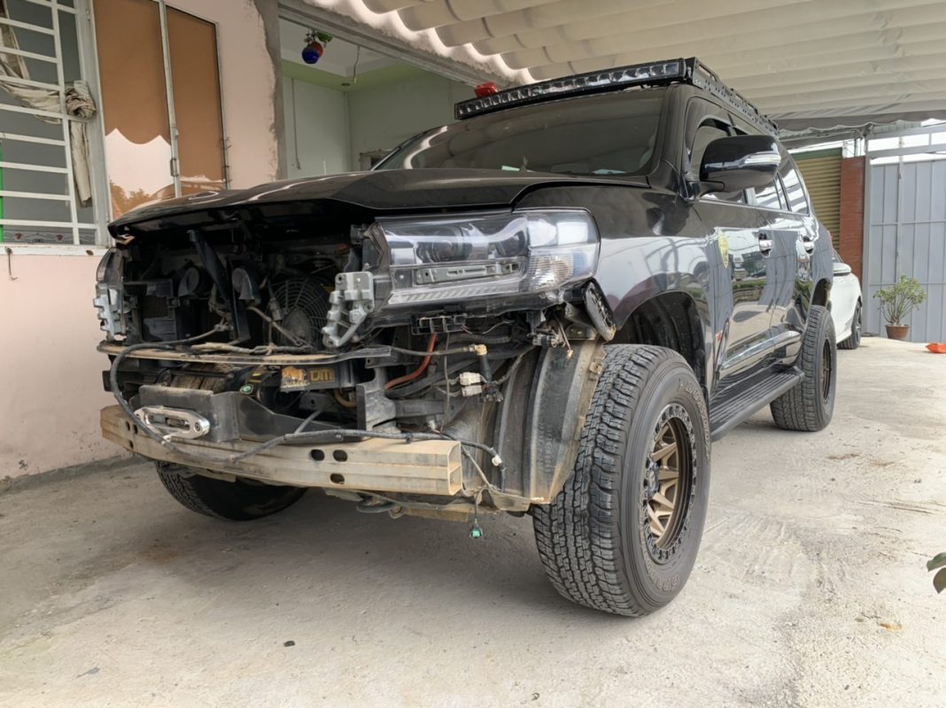 Lên đời xe Lancruise 2013